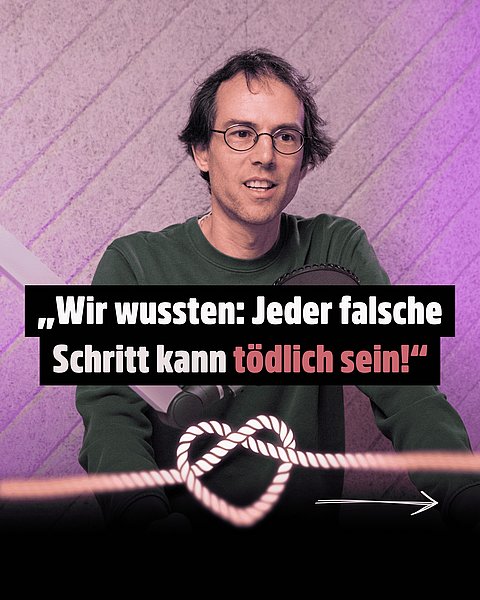 André Galli: Ein weißer Mann mit braunen Haaren, brauner Brille und grünem Pulli. Text: Wir wussten: jeder falsche Schritt kann tödlich sein!"