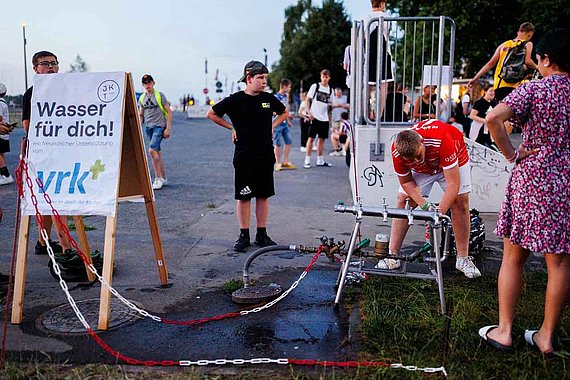 Wasserstationen auf dem Jugendkirchentag