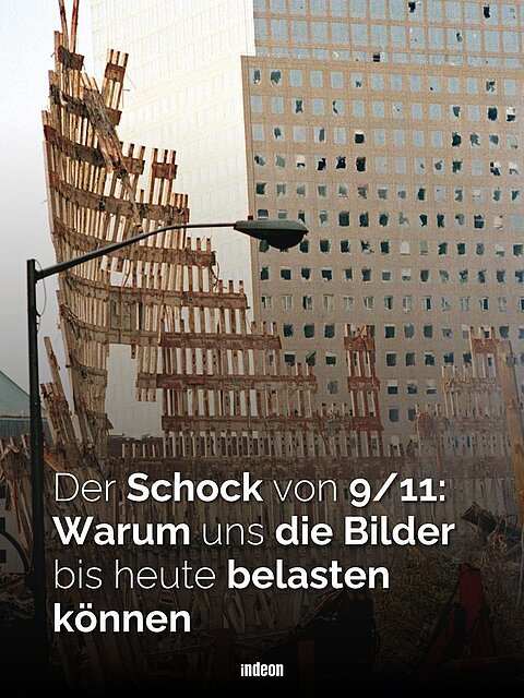 Auf dem Bild sieht man die verkohlten Trümmer des World Trade Centers nach den Anschlägen vom 11 September 2001. 