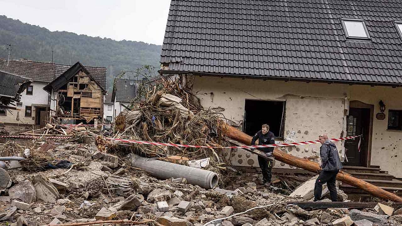 Zerstörung nach Hochwasser in Schuld, Rheinland-Pfalz
