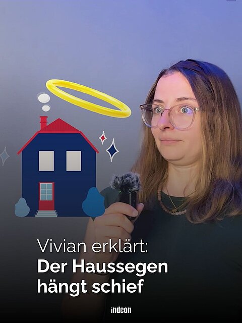 Eine junge Frau mit braunen Haaren, Brille und grünem Shirt hält ein kleines Mikrophon. Neben ihr die Grafik eines Hauses, darüber ein schiefer Heiligenschein. Text: Vivian erklärt: „Der Haussegen hängt schief“