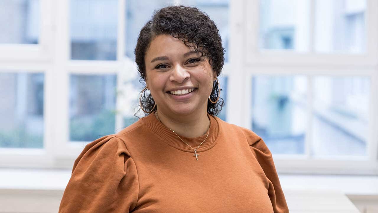 Lissy lächelt in die Kamera