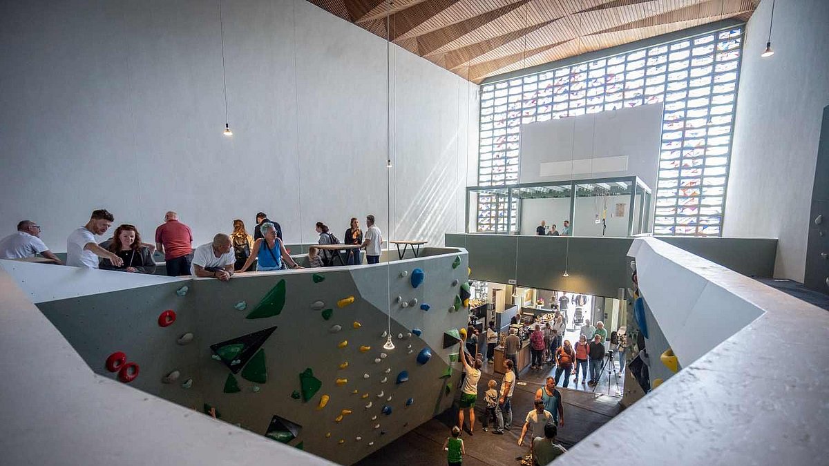 Indeon Aus Kirche wird Boulderhalle: So sieht sie heute aus