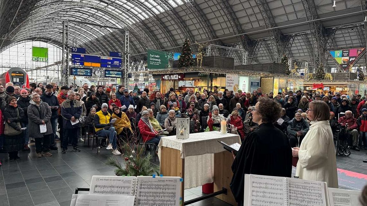 Gottesdienst der Bahnhofsmission Hauptbahnhof Frankfurt