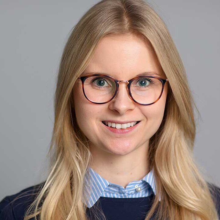 Carina Dobra