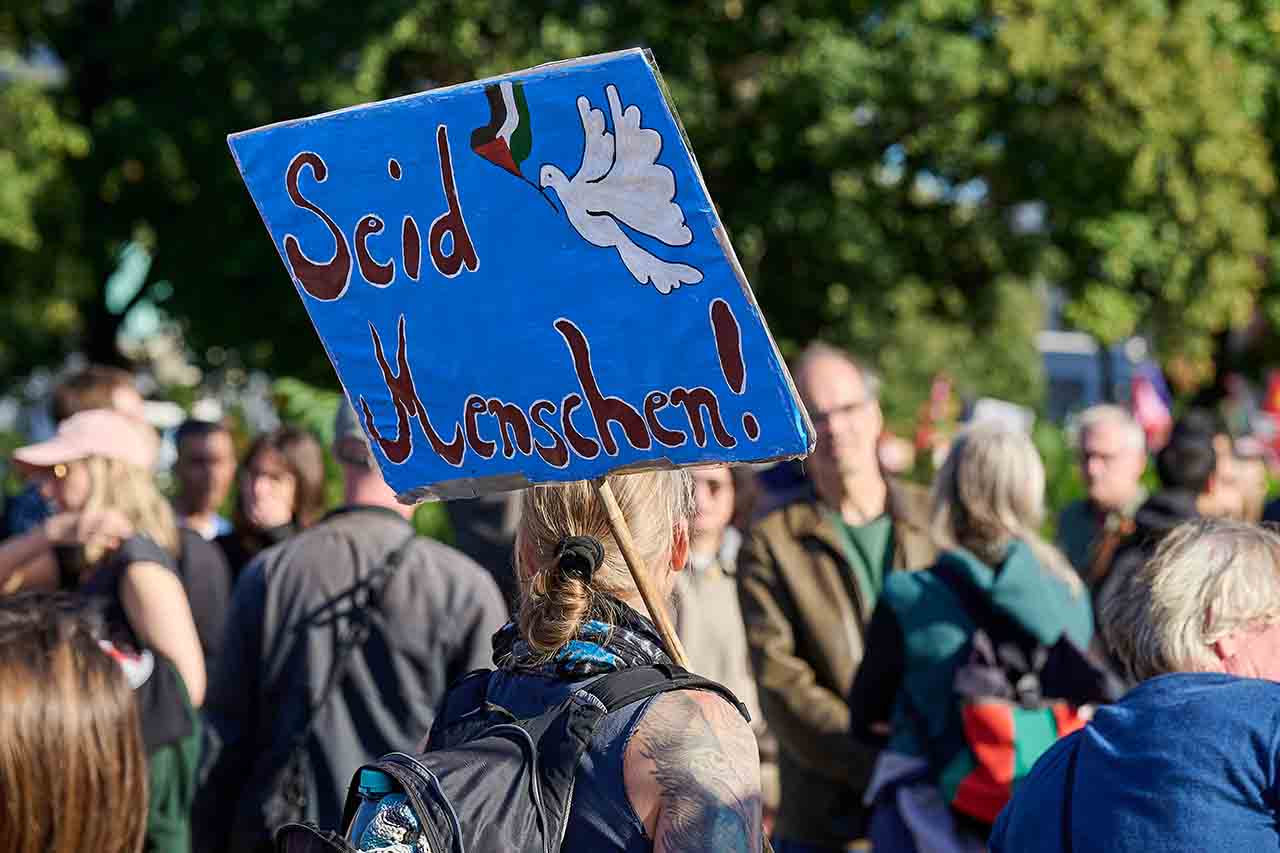 Demonstration für Frieden im Gaza Konflikt in Berlin