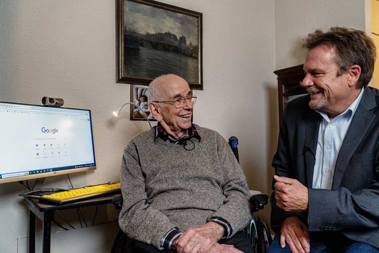 So werden Senioren mit dem Smartphone fit