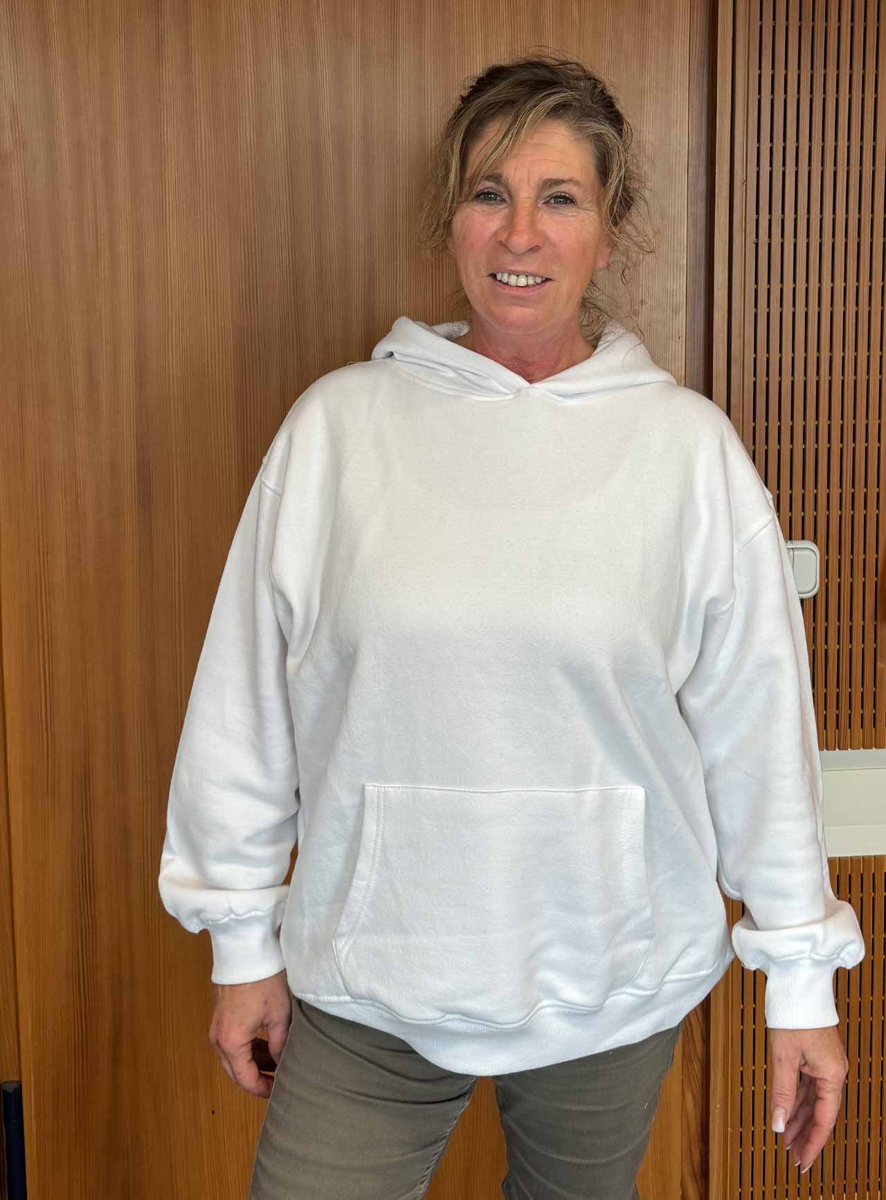 Christine Sparr lächelt in die Kamera. 