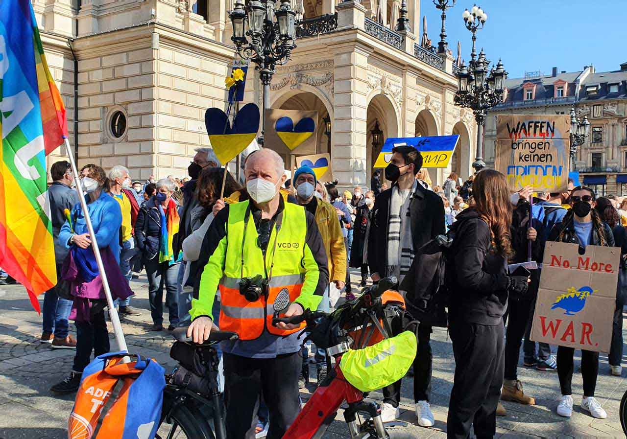 Solidarität mit der Ukraine - Kundgebung in Frankfurt