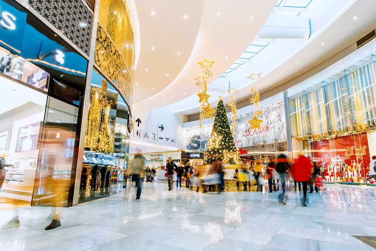 Einkaufszentrum zu Weihnachten
